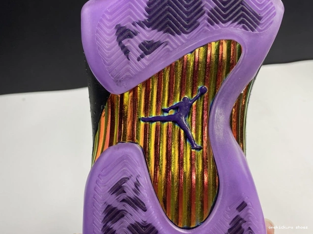 Rep 14 '' JORDAN DOERNBECHER CV2469-001 AIR RETRO 0616